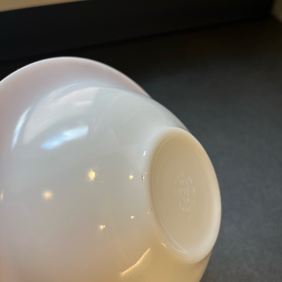 Set of 4 Vintage Pyrex Soup/Cereal Bowls in Flamingo Pink 🇨🇦 - Picture 12 of 13